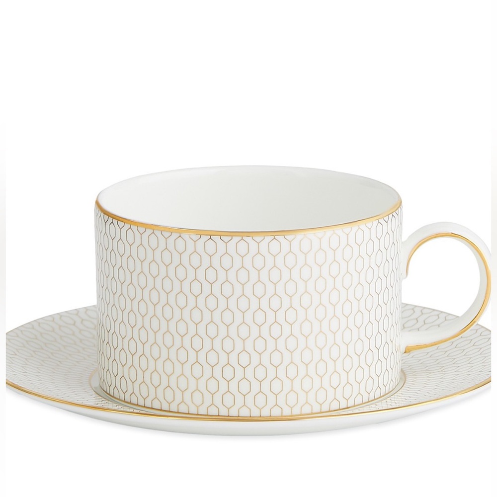 NWOT no box Wedgwood Gio Gold tea cup and saucer